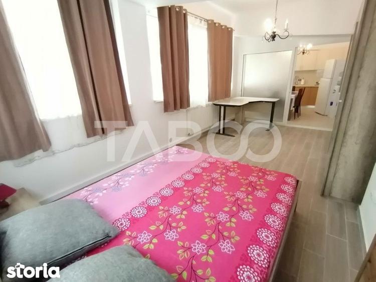 Apartament cu 3 camere semidecomandat, mobilat în Ștrand