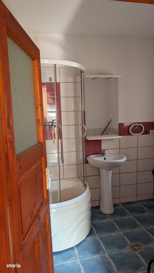 Casă cu 3 camere cu Teren 30 Mp în Central