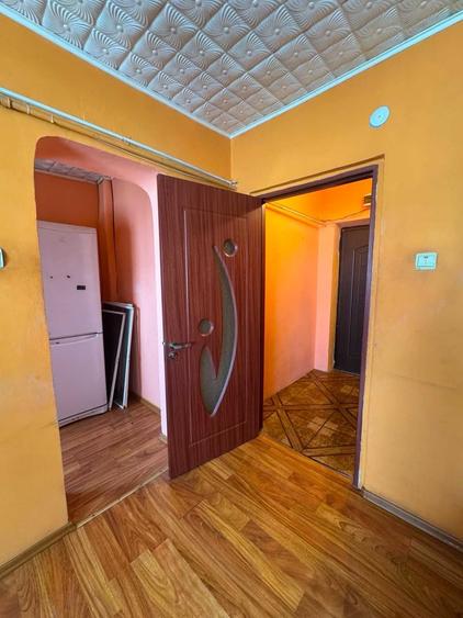Garsonieră semidecomandată în Lotrului