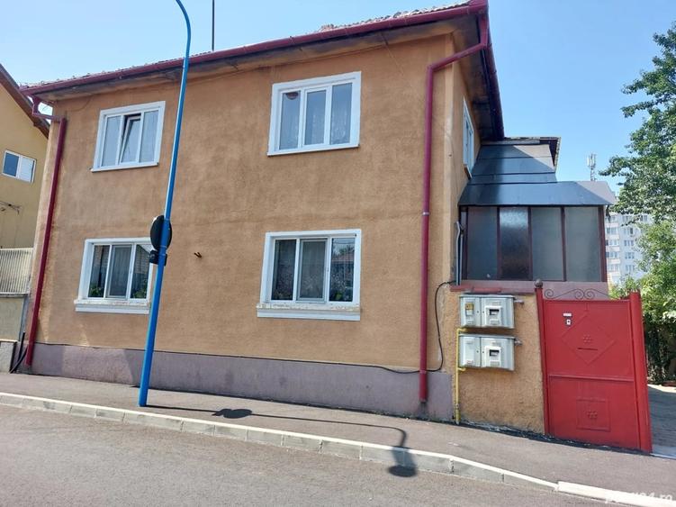 Apartament cu 3 camere decomandat în Aurel Vlaicu