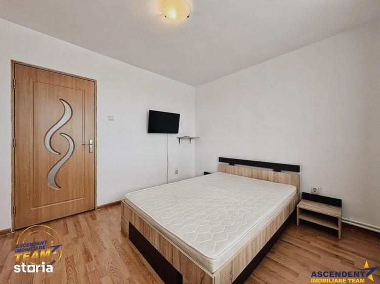Apartament cu 2 camere decomandat, mobilat în Simeria