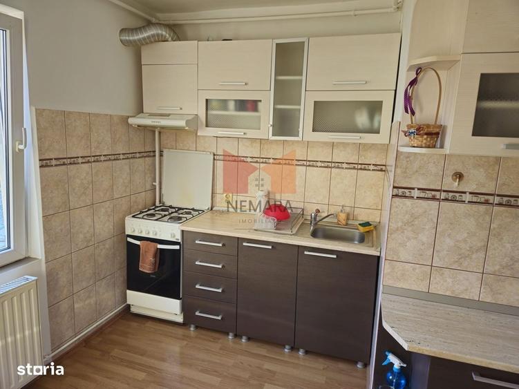 Apartament cu 2 camere decomandat în Tudor
