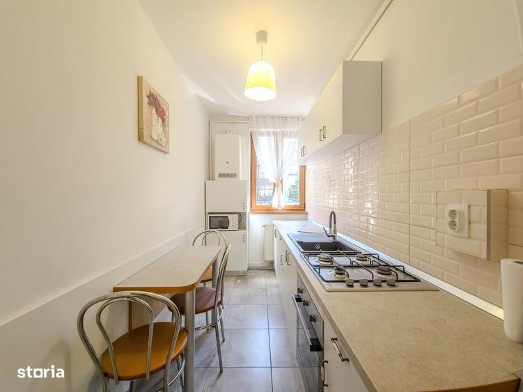 Apartament cu 3 camere decomandat în Central