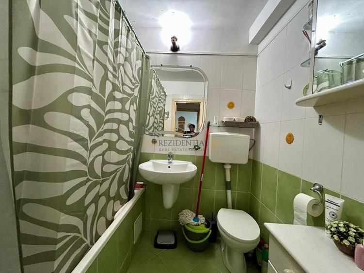Apartament cu 3 camere decomandat, mobilat în Brâncoveanu