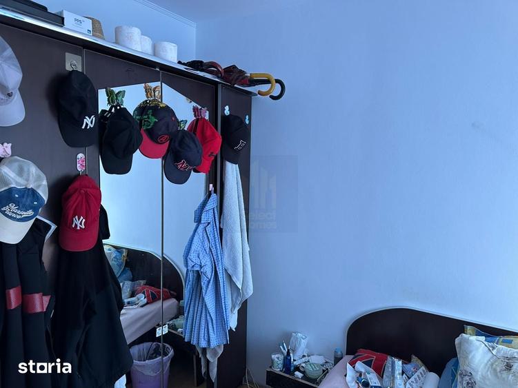 Apartament cu 4 camere semidecomandat, mobilat în Drumul Taberei