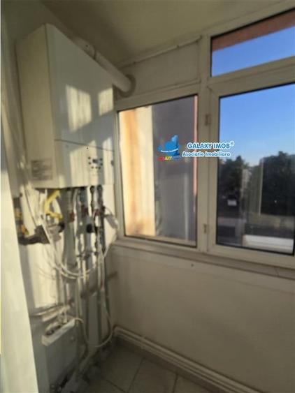 Apartament cu 4 camere semidecomandat, mobilat în Obor