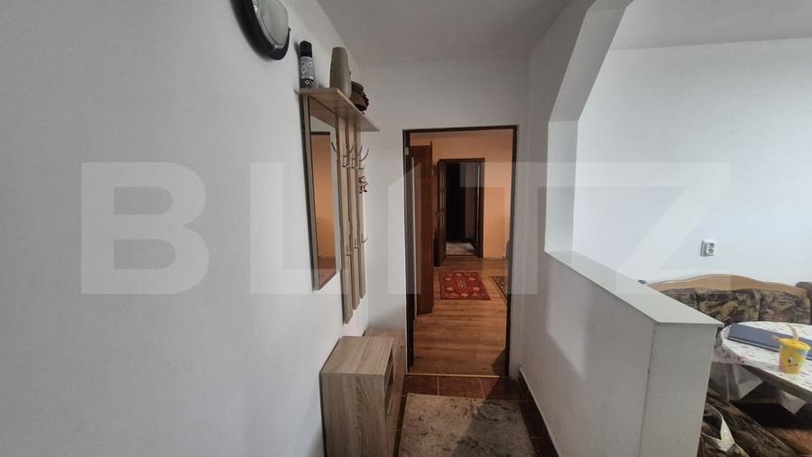 Apartament cu 2 camere semidecomandat, mobilat în Micro 16