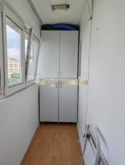 Apartament cu 2 camere semidecomandat, mobilat în Baba Novac