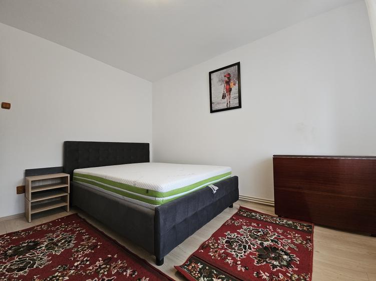 Apartament cu 2 camere decomandat în Gara