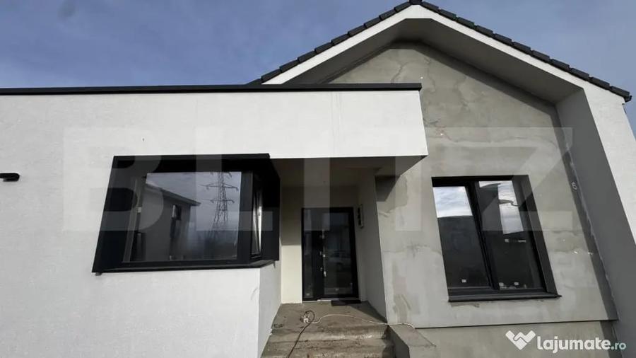 Casă cu 4 camere cu Teren 375 Mp în Cetate