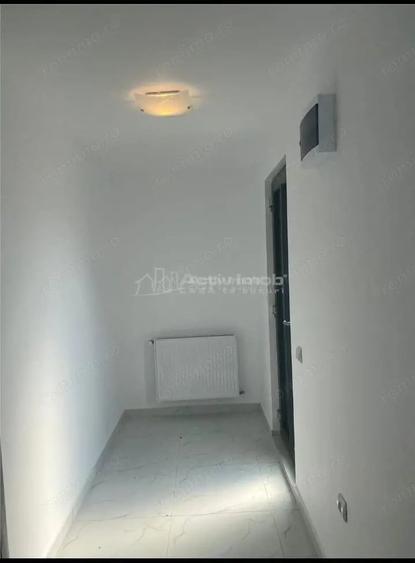 Casă cu Teren 400 Mp în Central