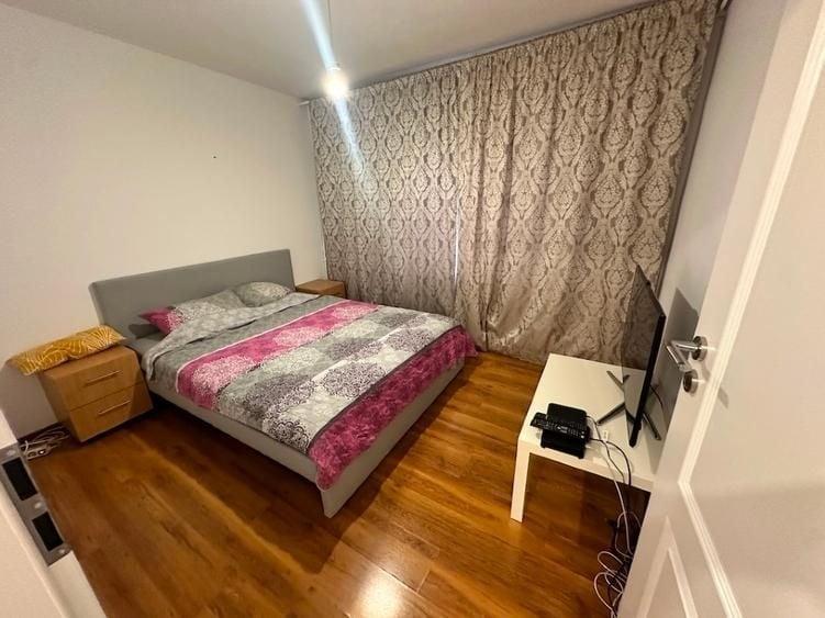 Apartament cu 3 camere decomandat, mobilat în Sebastian