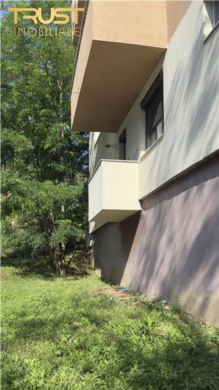 Apartament cu 2 camere semidecomandat în Florești