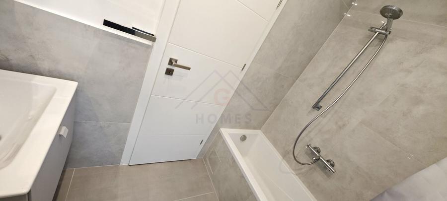 Duplex cu 5 camere cu Canalizare în Moșnița Nouă