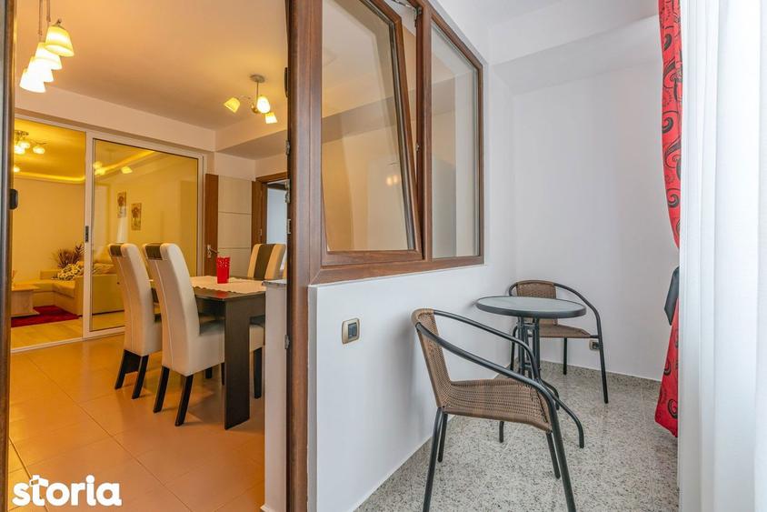 Apartament cu 3 camere semidecomandat, mobilat în Tractorul