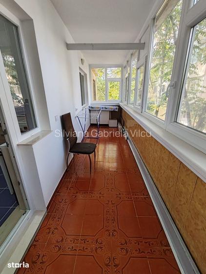 Apartament 3 camere decomandat etajul 1 65mp 500euro Nicolina 2