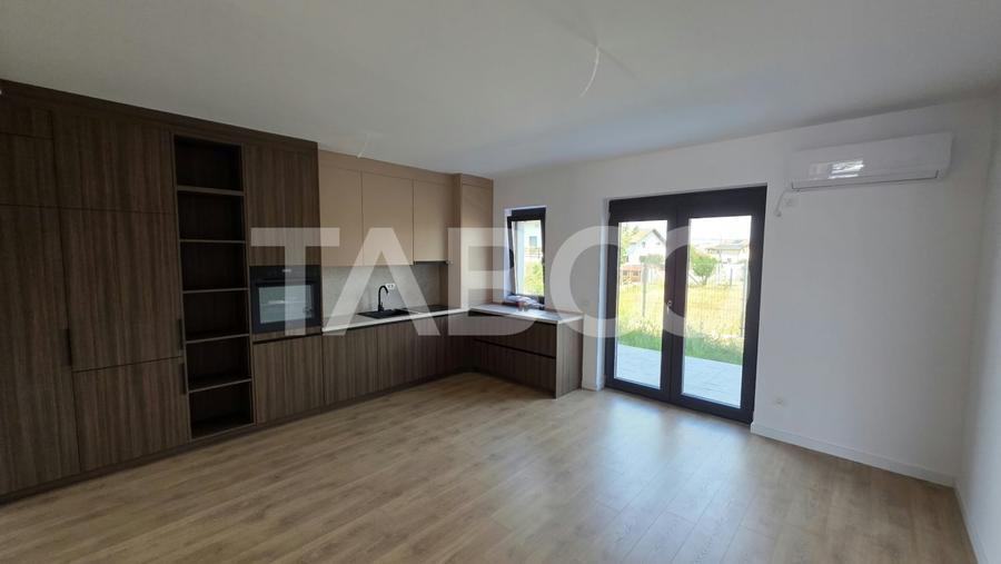 Apartament cu 2 camere decomandat, mobilat în Sebeș