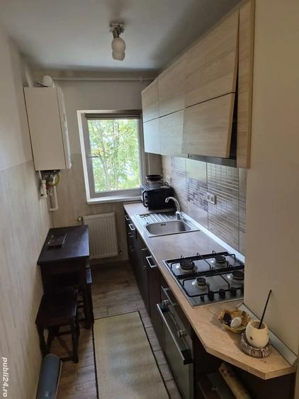 Apartament cu 2 camere semidecomandat în 7 Noiembrie