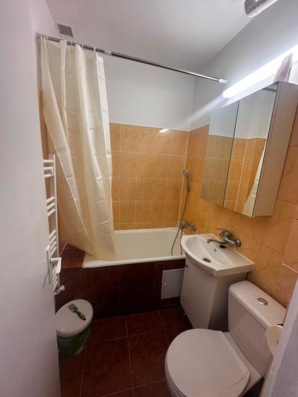 Garsonieră decomandată în Alexandru cel Bun