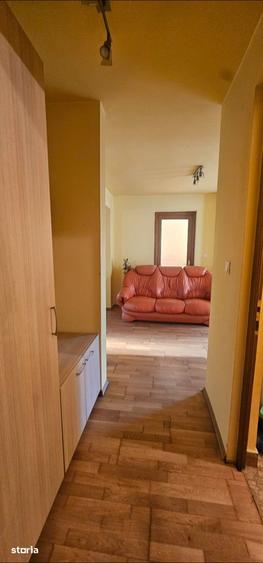 Casă cu 5 camere cu Teren 1000 Mp în Central