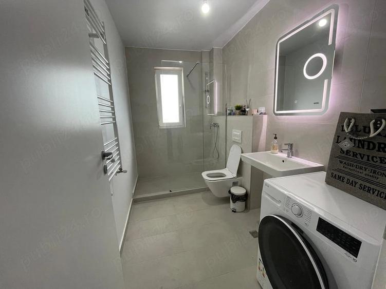 Apartament cu 2 camere decomandat în Noua
