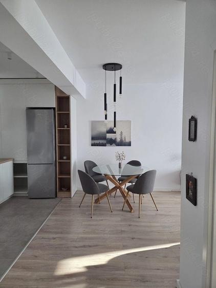 Apartament cu 2 camere semidecomandat, mobilat în Bucureștii Noi