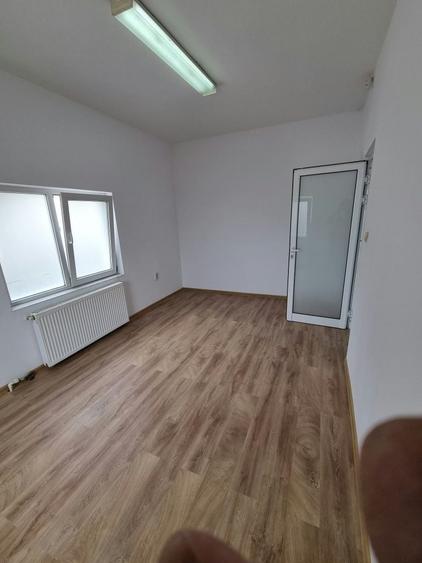 Spațiu comercial, de 100 mp, în Ultracentral