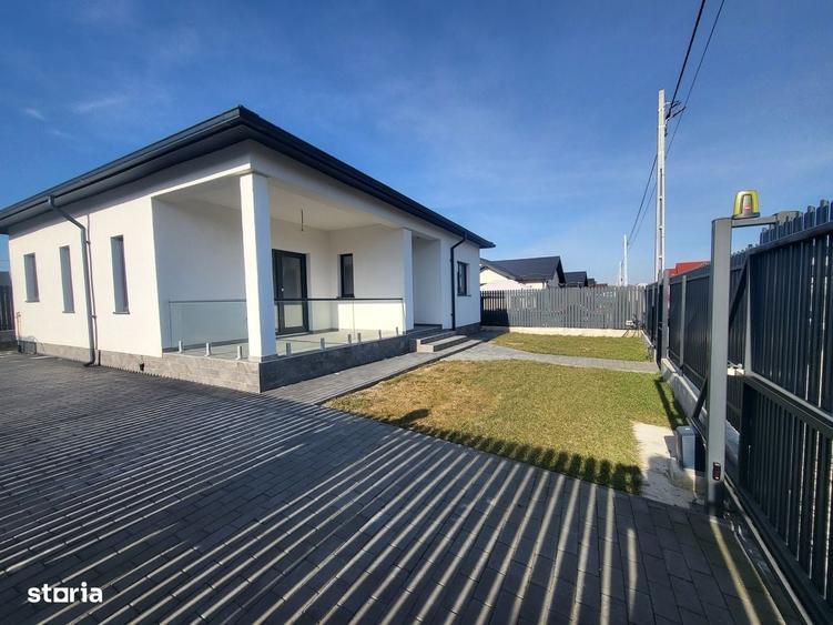 Casă cu 3 camere cu Teren 270 Mp în Hemeiuș