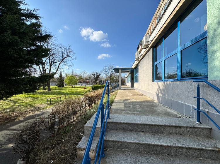 Spațiu comercial, de 561 mp, în Complex Studențesc