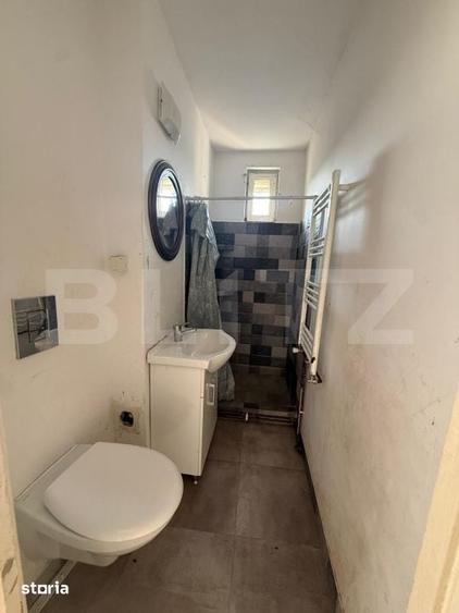 Apartament cu 2 camere în Rovinari