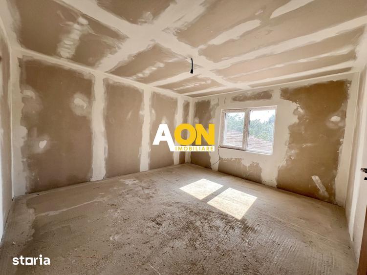 Casă cu 2 camere cu Teren 730 Mp în Vințu de Jos