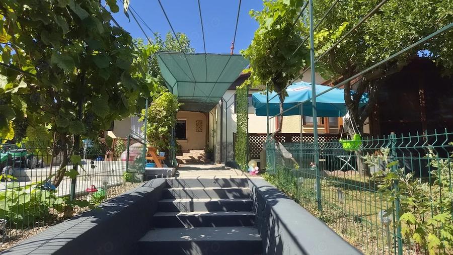 Casă cu 4 camere cu Teren 677 Mp în Ultracentral