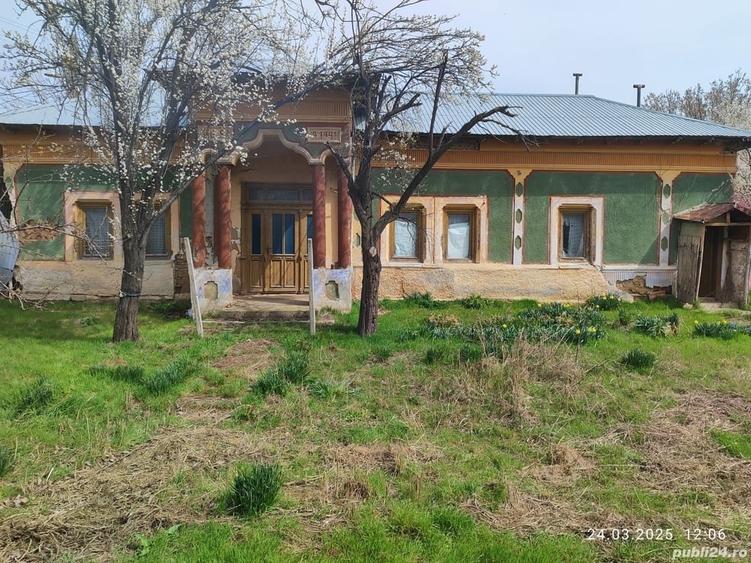 Casă cu 2 camere cu Teren 1500 Mp în Brânceni