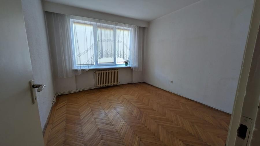 Apartament cu 2 camere semidecomandat, mobilat în Săsar