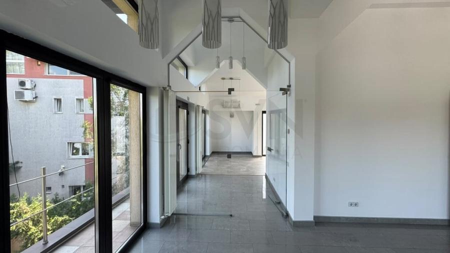 Spațiu comercial, de 435 mp, în Floreasca