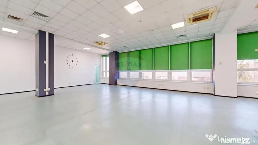 Spațiu comercial, de 513 mp, în Centrul Civic