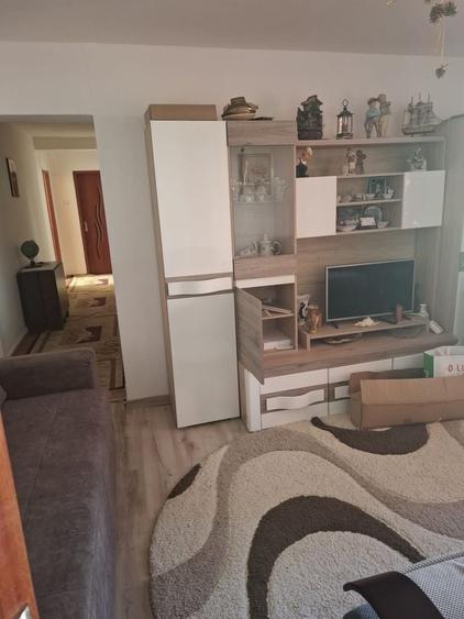 Apartament cu 4 camere nedecomandat în Ultracentral