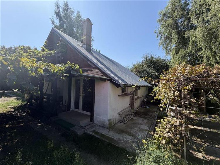 Casă individuală cu 3 camere cu Teren 990 Mp în Miroslava