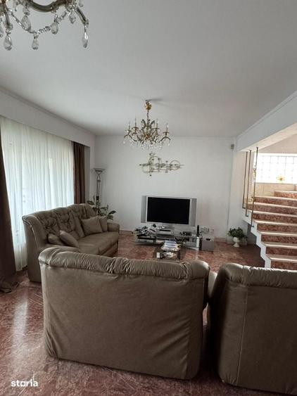 Apartament cu 4 camere în Kiseleff
