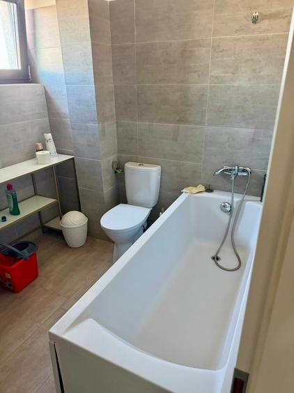 Apartament cu 2 camere decomandat în Centru Civic
