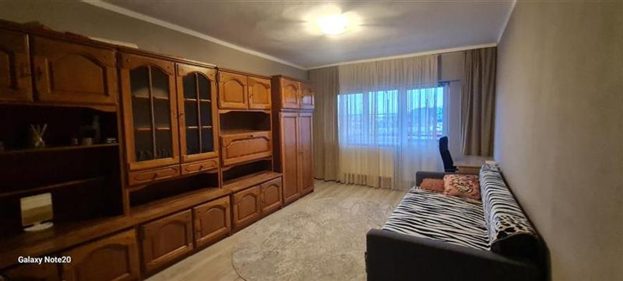 Apartament cu 2 camere decomandat, mobilat în Aradul Nou