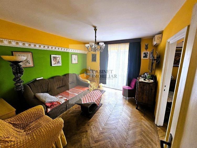 Apartament cu 2 camere semidecomandat, mobilat în Universitate