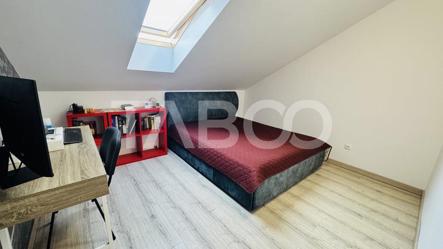 Apartament cu 2 camere semidecomandat, mobilat în Mihai Viteazul