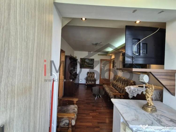Apartament cu 3 camere semidecomandat în Craiovei