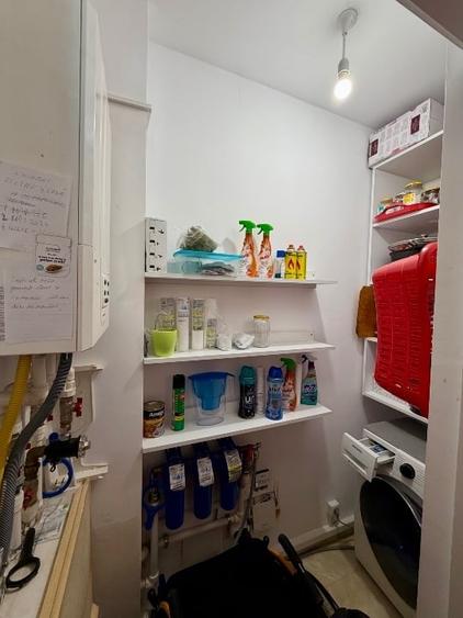 Casă individuală cu 4 camere cu Canalizare în Tunari
