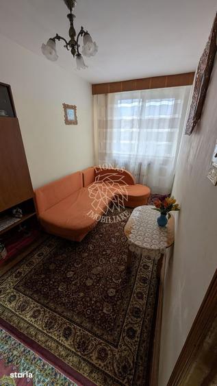 Apartament cu 3 camere decomandat în Central