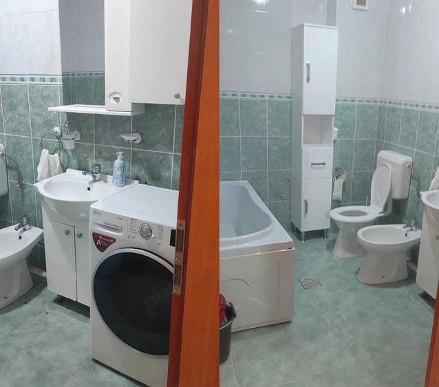 Apartament cu 2 camere semidecomandat în Oncea