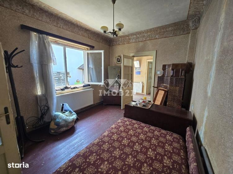 Casă cu 3 camere în Central