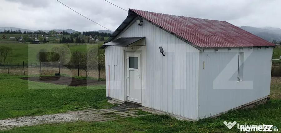 Casă cu 7 camere cu Teren 1750 Mp în Central