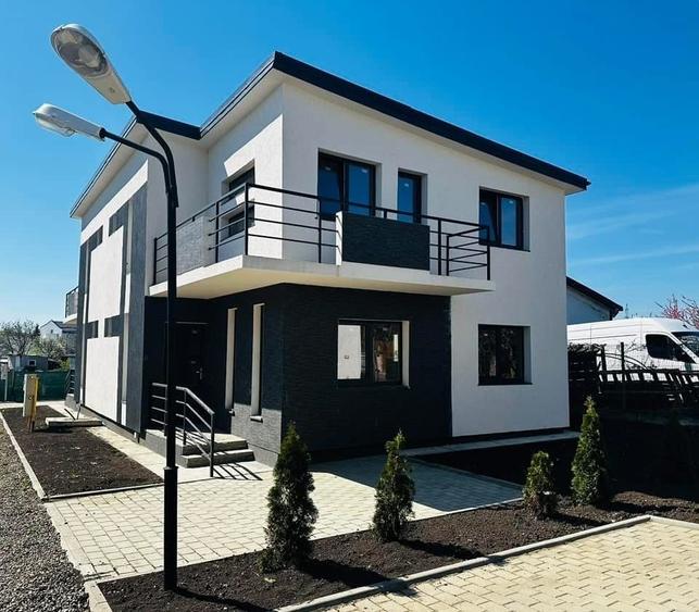 Casă cu 4 camere în Șcheia